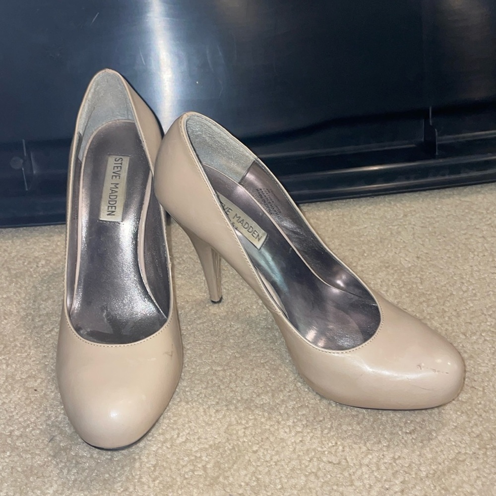Steve Madden, Tan Heels